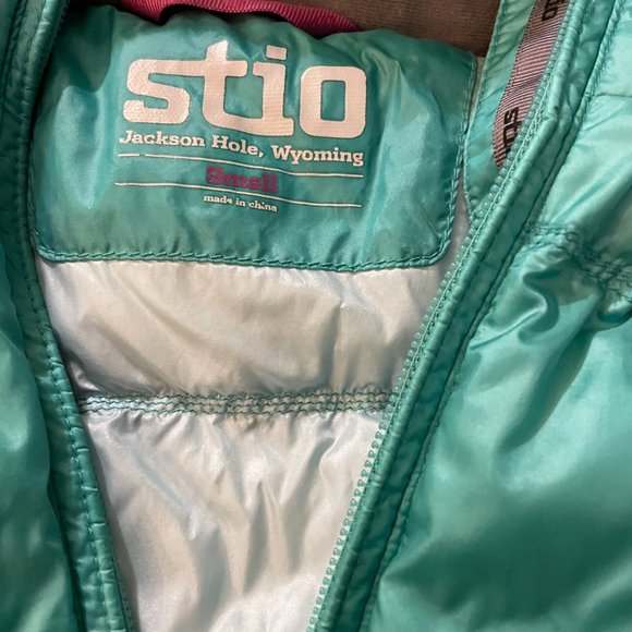 SOLD - DO NOT PURCHASE! STIO Hometown Down Hooded Jacket Size Small Ret $328 - Picture 3 of 15